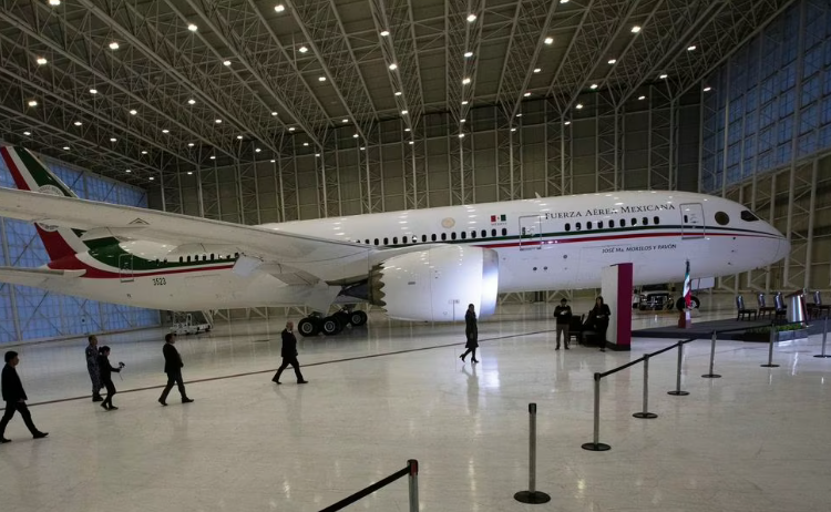  López Obrador anuncia la venta del avión presidencial al Gobierno de Tayikistán