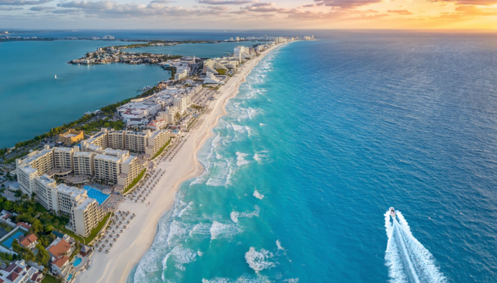  Sabías que Cancún recibe al 50% del turismo que llega a México