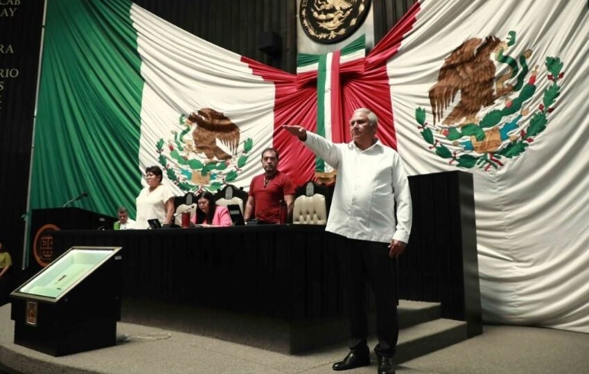  Raciel López Salazar asume el cargo de nuevo fiscal en Quintana Roo