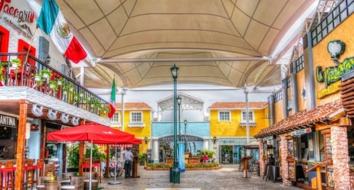  Hosteleros de Cancún esperan repunte de ventas en fiestas patrias