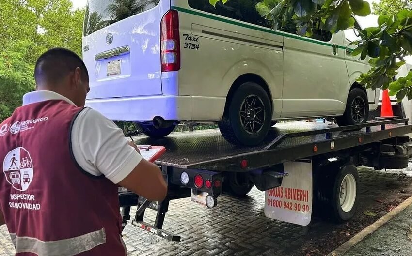  Imoveqroo asegura vehículo de taxista que agredió a ciudadano en Puerto Juárez