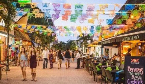  Playa del Carmen: Un destino turístico con mucho que ofrecer