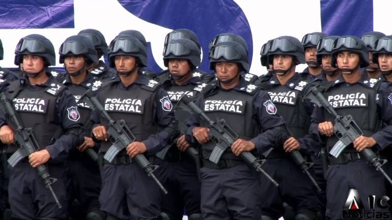 Policías de Cancún prefieren uniformes nuevos a cámaras corporales