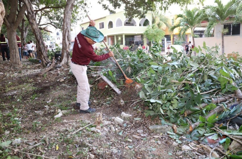 La Presidenta Municipal Ana Paty Peralta supervisó trabajos de Transformación Vial que incluyen los trabajos de bacheo en la SM 105.