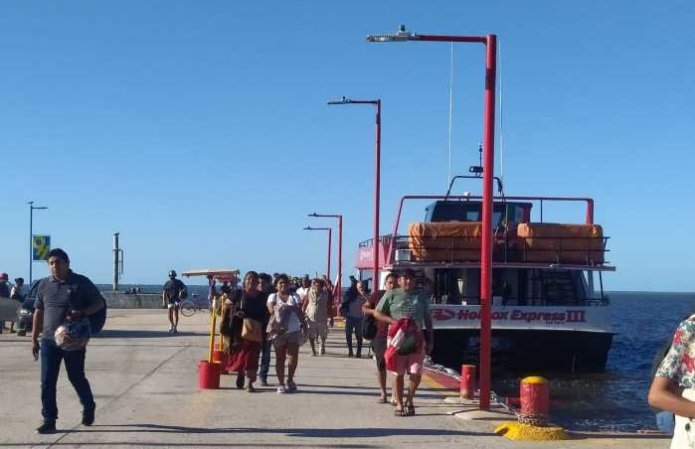  Holbox recupera su ritmo: la actividad turística se normaliza tras el paso del Frente Frío No. 32