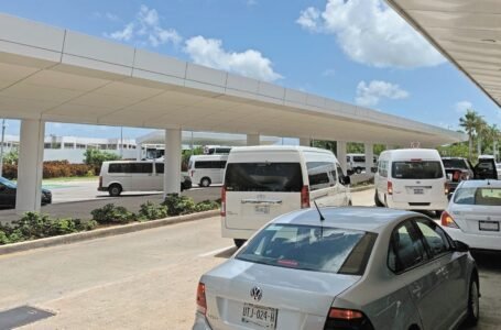 Aumentan las tarifas para transportistas en el Aeropuerto de Cancún