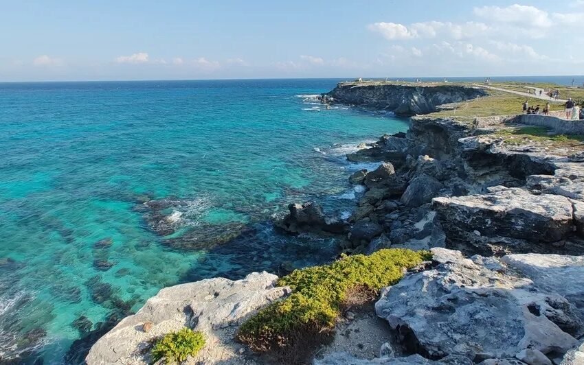  Bacalar e Isla Mujeres brillan como joyas del Caribe Mexicano en el Tianguis Turístico de México 2024