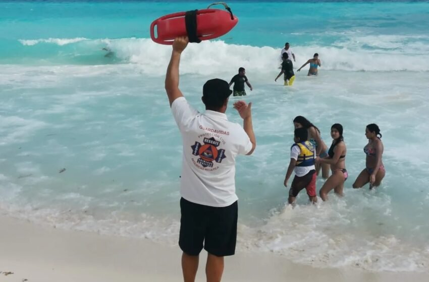  Refuerzo en la protección de las playas de Cancún para prevenir accidentes