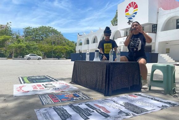 Víctimas del 9N anuncian bloqueo en la Zona Hotelera de Cancún / (Foto: Edgar Balam)