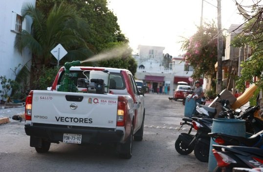 Mega Jornada de Nebulización en Isla Mujeres para Combatir Enfermedades Transmitidas por Mosquitos