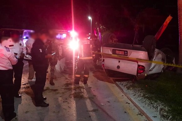 Trágico Accidente en la Zona Hotelera de Cancún: Exceso de Velocidad Cobra Dos Vidas