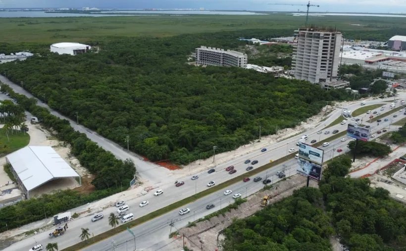  Cancún Avanza con la Construcción de la Nueva Avenida Escénica