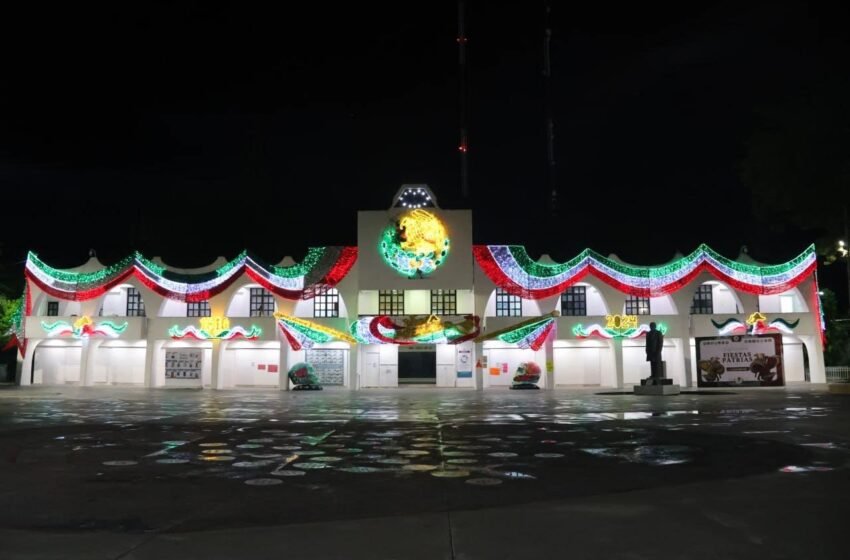 Septiembre marca el inicio de las Fiestas Patrias en Cancún, cuando la ciudad se viste de verde, blanco y rojo para conmemorar la independencia de México.