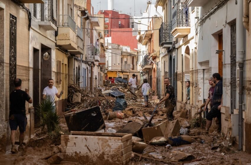  Inundaciones en España: Más de 200 Muertos en Valencia y Regiones Afectadas