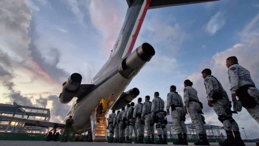  Guardia Nacional parte del Aeropuerto Internacional de Cancún rumbo a la frontera norte tras acuerdo Sheinbaum-Trump