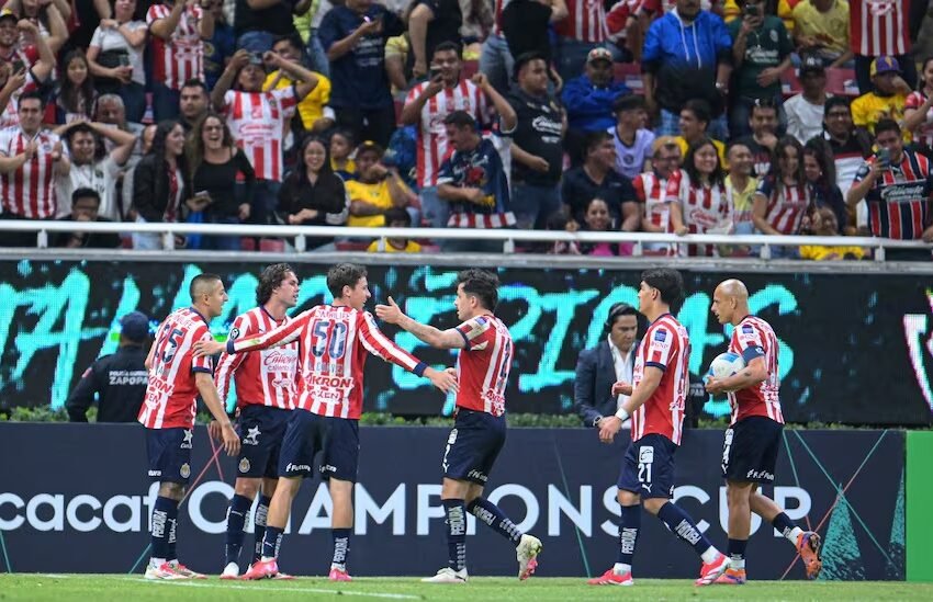  Chivas da un golpazo al América en un clásico inolvidable de la Copa de Campeones de la Concacaf